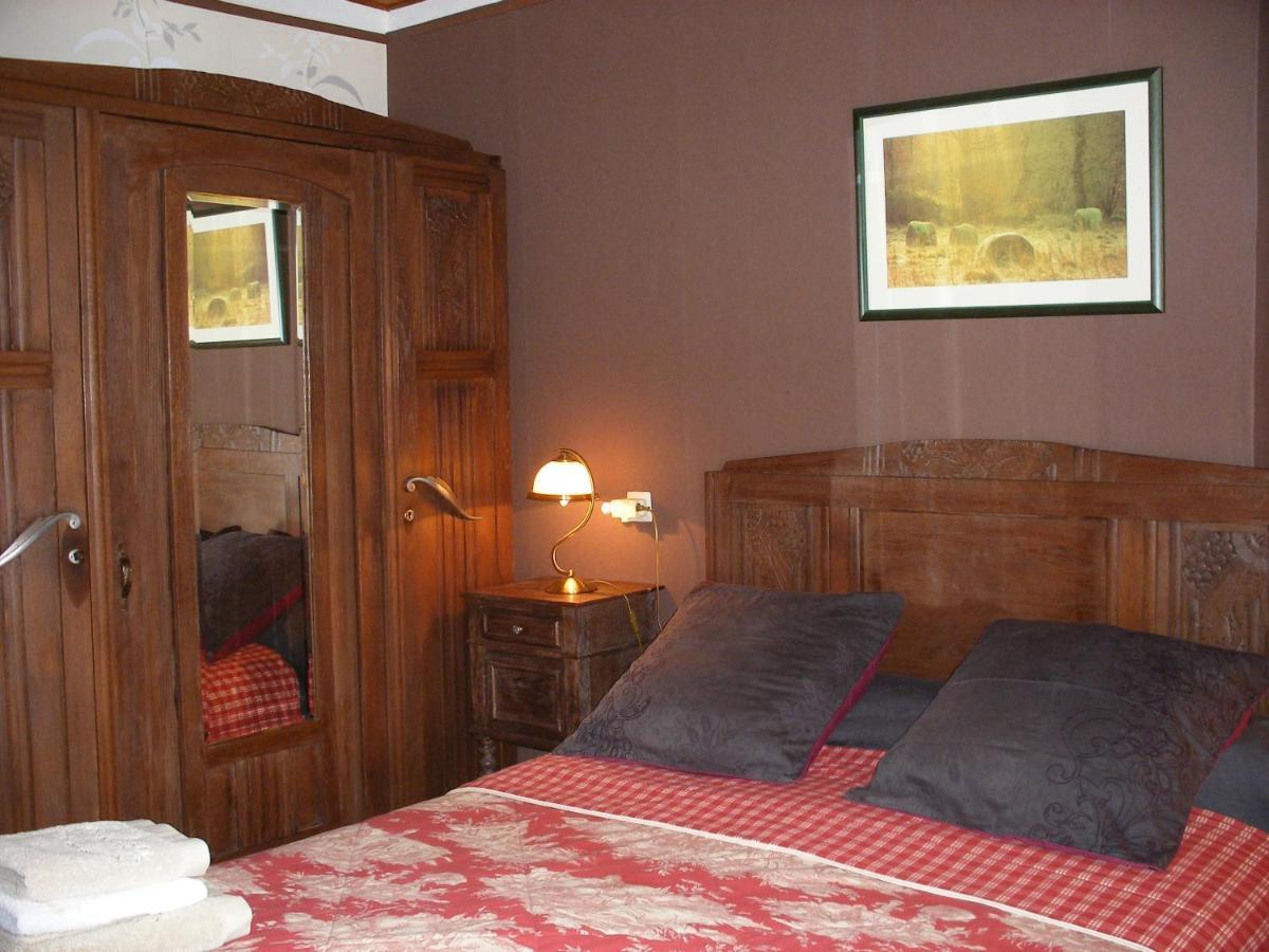 Les Chambres D'Hotes Du Cosquer Beuzec-Cap-Sizun Exteriör bild